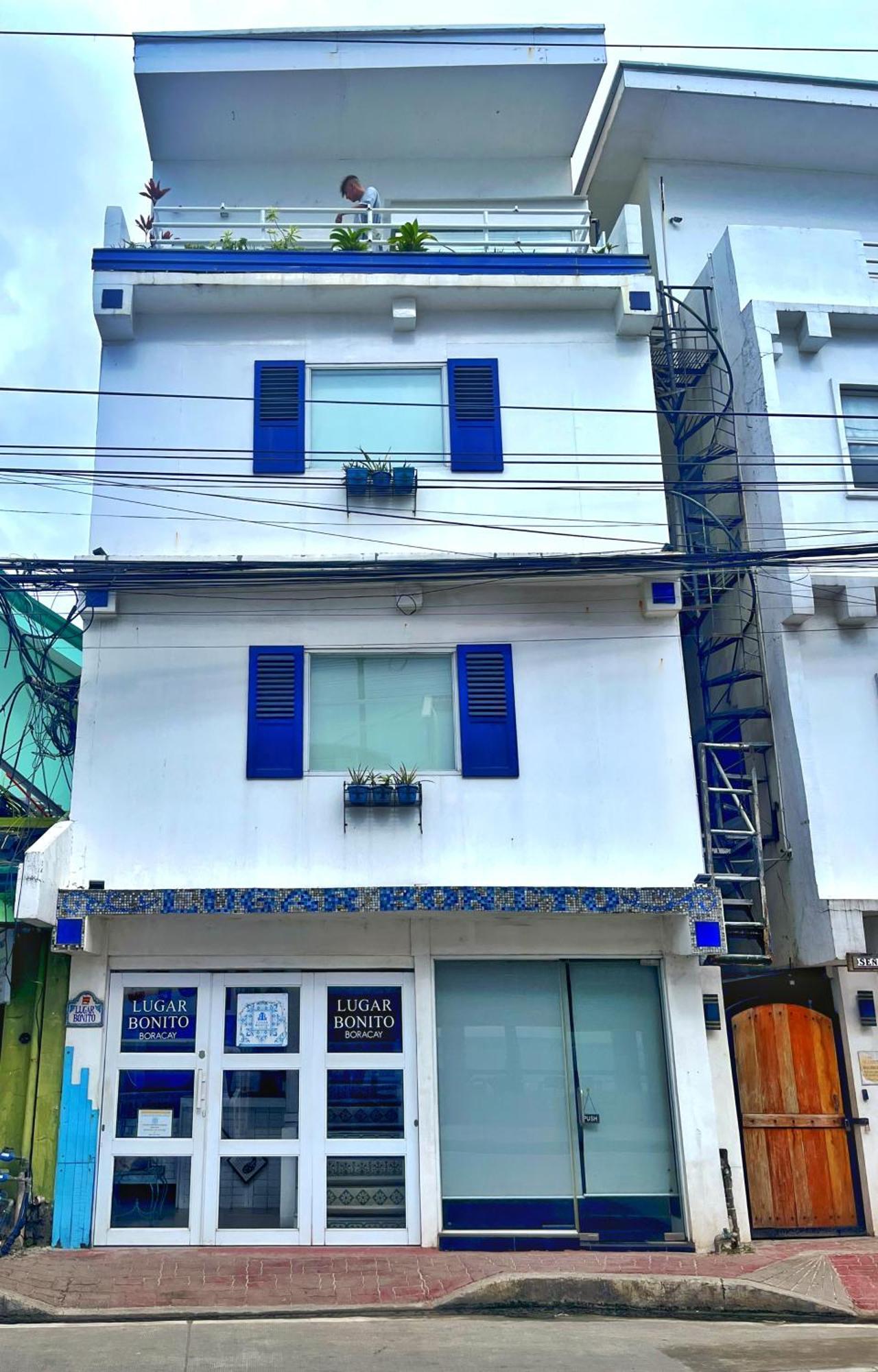 Lugar Bonito Hotel Balabag  Exterior photo
