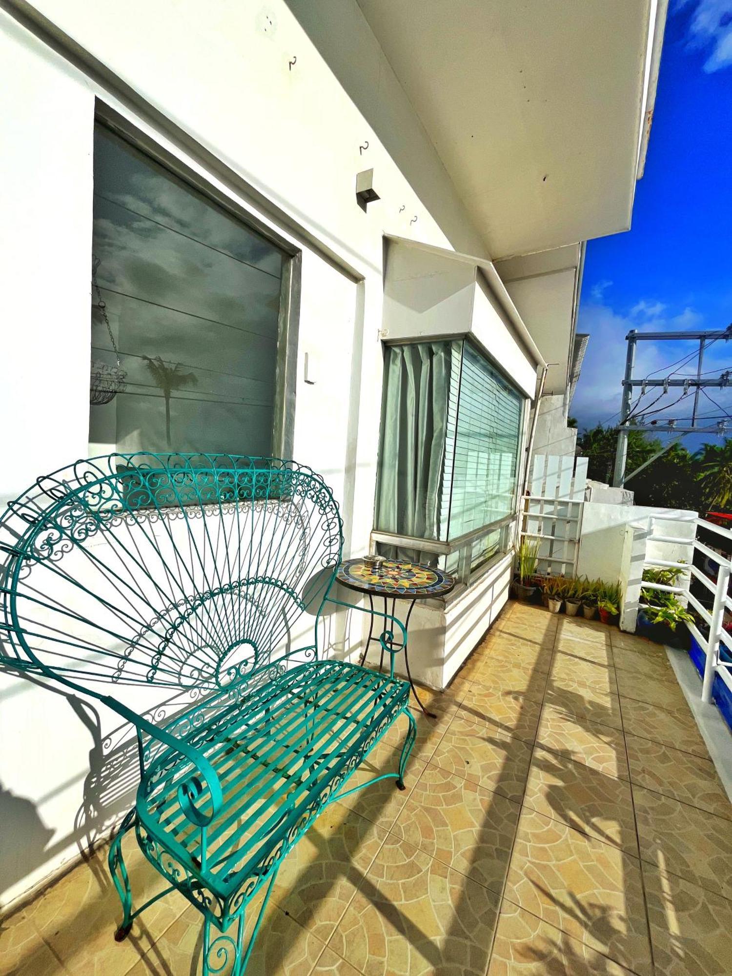 Lugar Bonito Hotel Balabag  Exterior photo